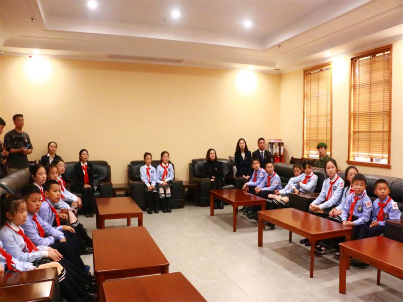 1699855093983055744.png 1699855093983055744.png